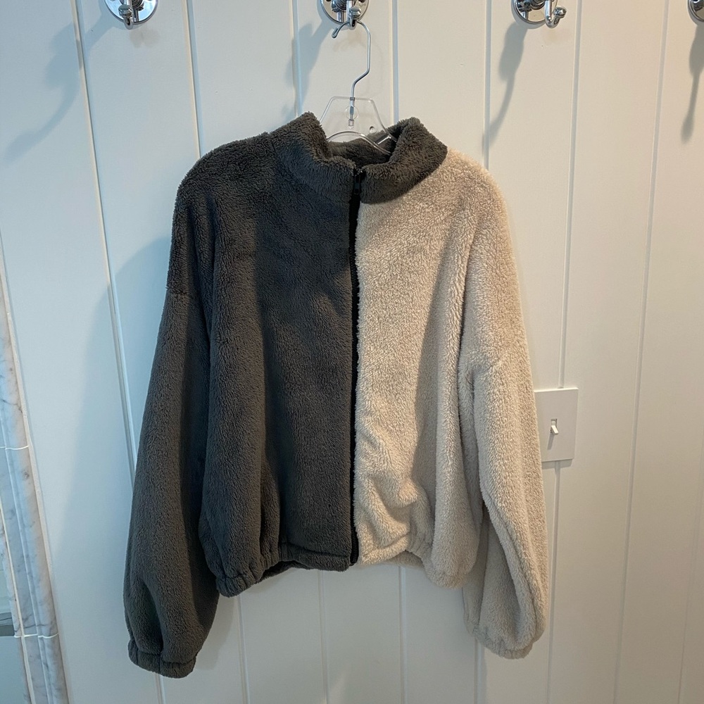 NWOT Teddy bear soft jacket